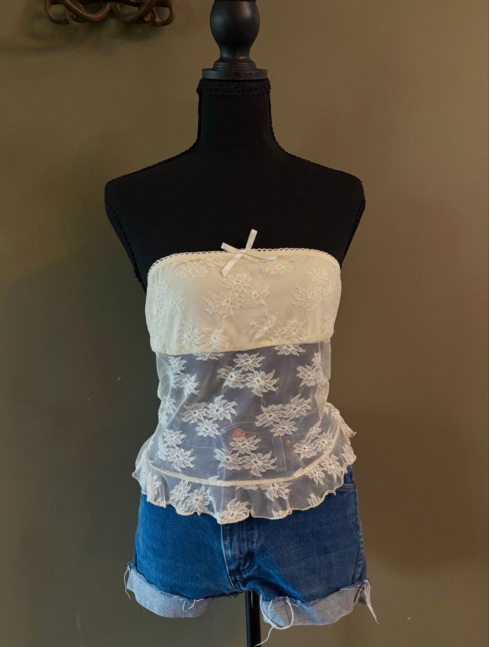 NWT White Fox Boutique Prove You Wrong Strapless Lace Tube Top